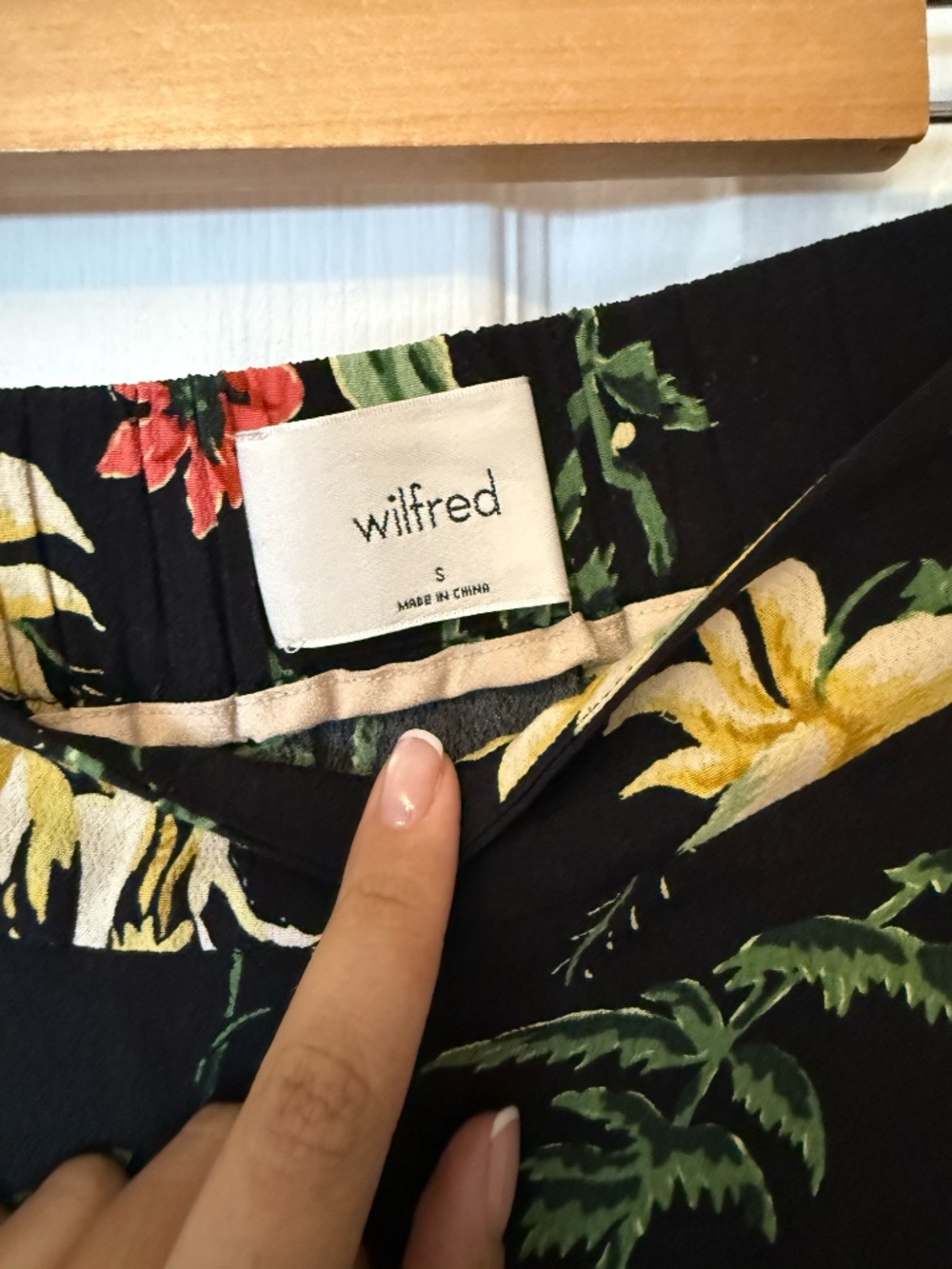 Wilfred Floral Faun Ankle Pant, Size Small, Artizia - Picture 3 of 3
